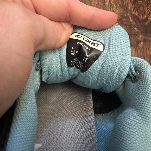 Giro WHYND Women's Cycling Shoes Black/White/Milky Blue size 6.5 - Picture 6 of 6